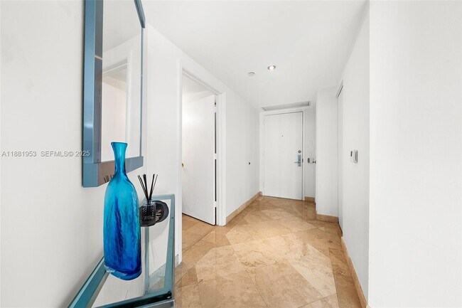 Building Photo - 4779 Collins Ave