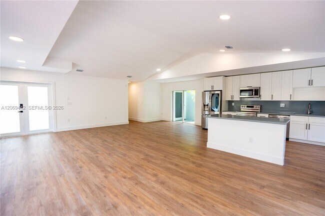 Building Photo - 9124 SW 156th Ct