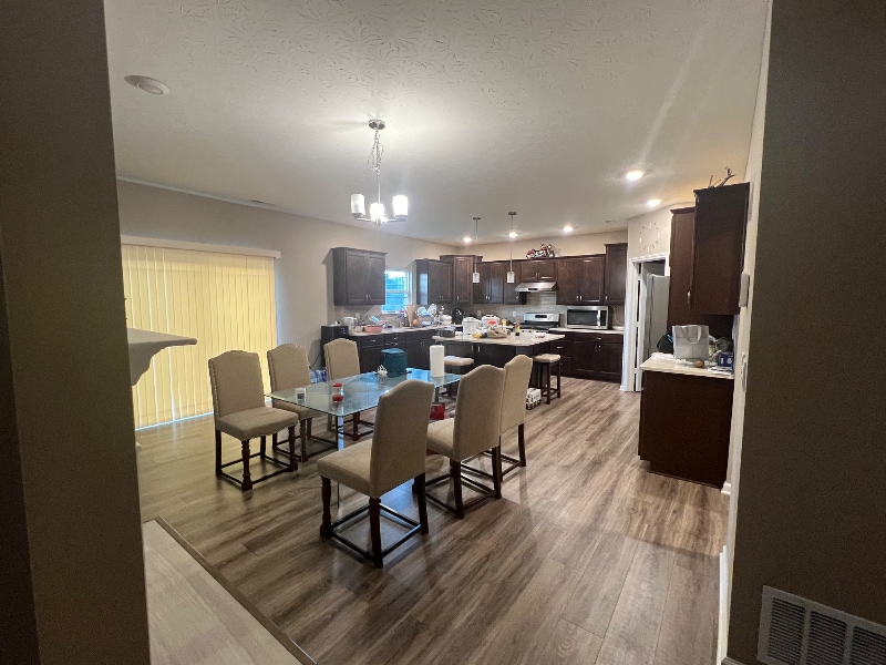 Building Photo - 956 Fred Ln