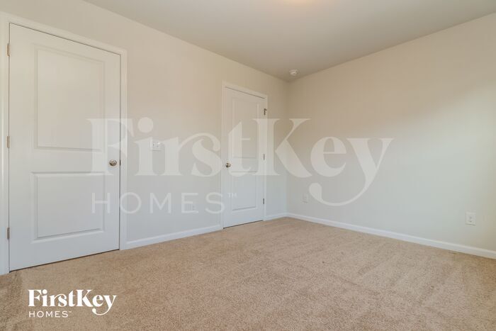 Building Photo - 591 Wayton Cir
