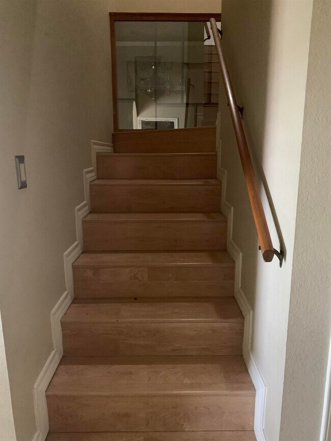 Building Photo - 510 Shiloh Dr