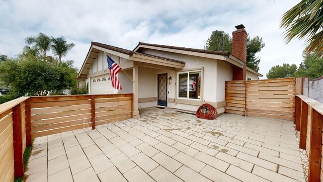 Building Photo - Amazing 3 Bedroom Home in Mission Viejo!