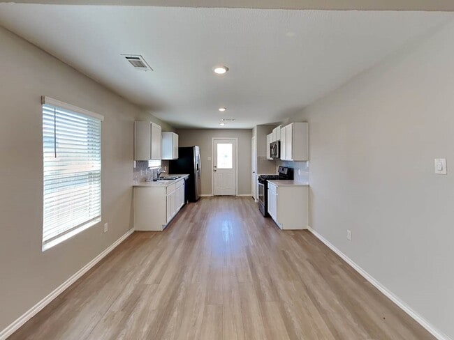 Building Photo - 22419 Sonora River Trce