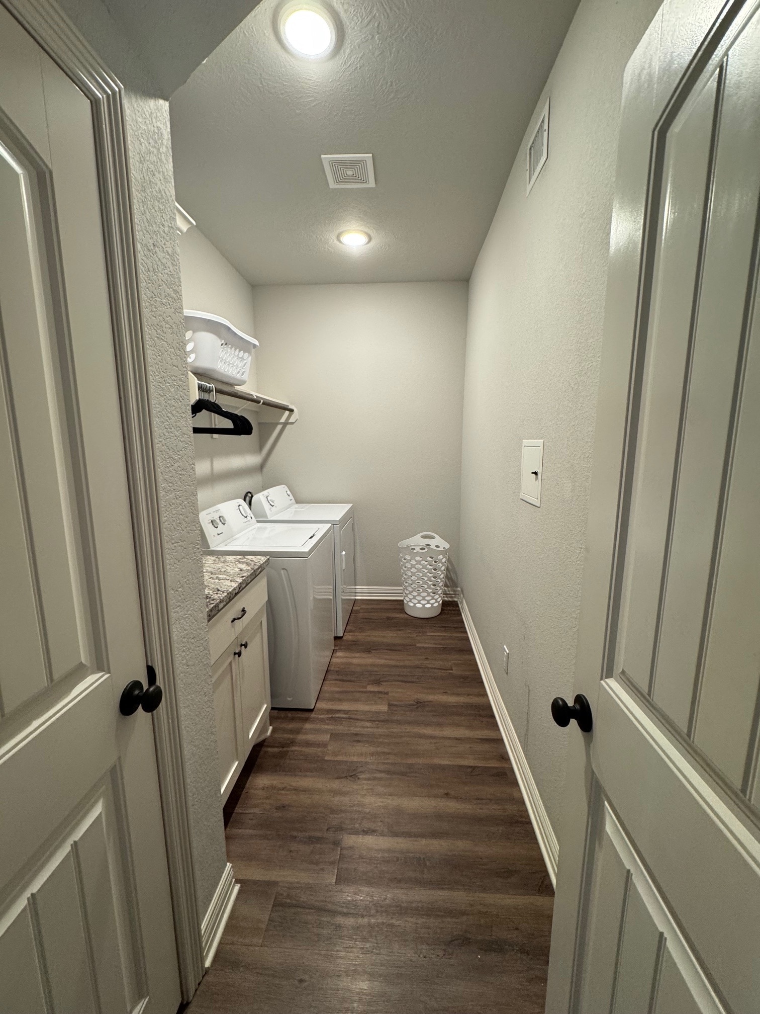 Building Photo - 6999 Halter Loop