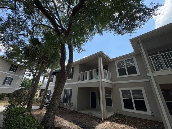 Building Photo - 8013 Hemingway Cir