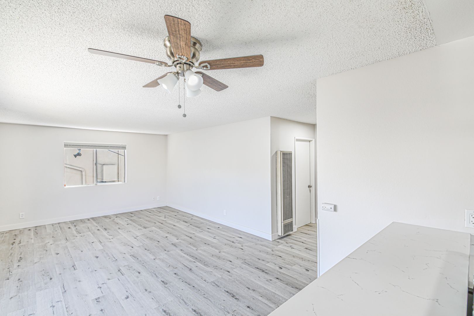 Building Photo - 1128 Stanley Ave