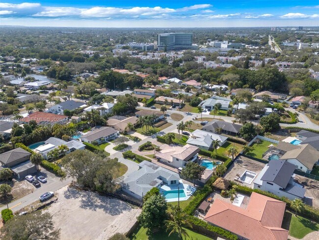 Building Photo - 465 NW 11th St