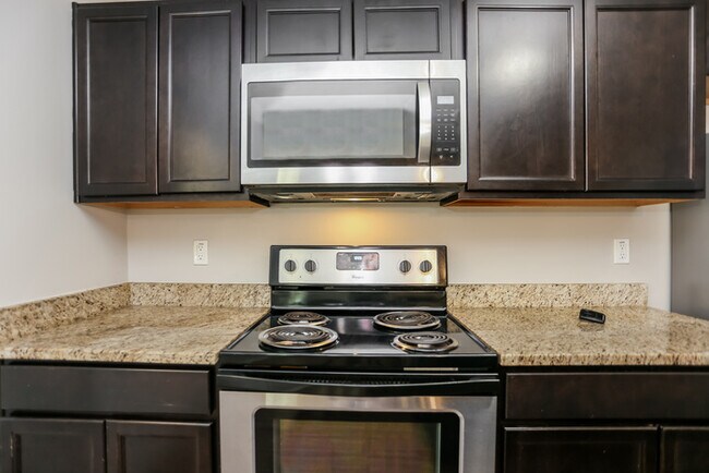 Building Photo - McDonough, GA 3 Bedroom Home