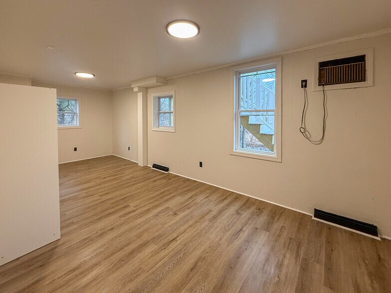 Bedroom 2 - 9 Mount Pleasant St