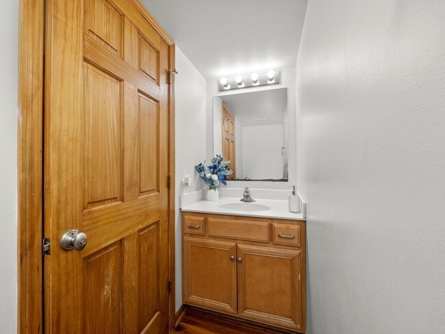 Building Photo - 14052 Front Royal Ct