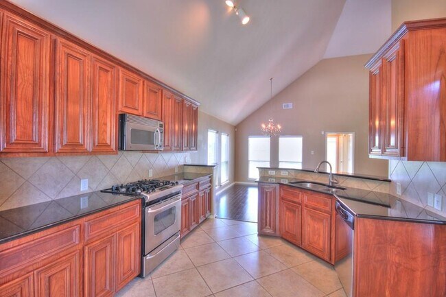 Building Photo - Balsam Breeze Lane, Pearland, TX 77584 - 3 BR 2 BA Single-Family Home