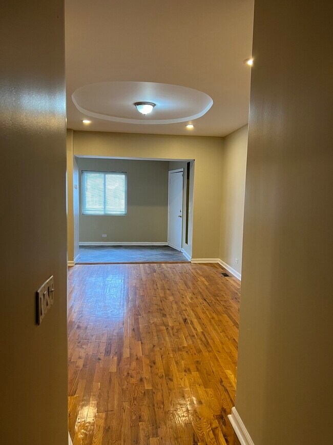 Building Photo - 6716 S Chappel Ave