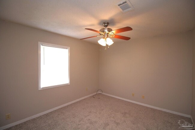 Building Photo - 4630 Bellview Ave