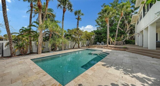 Building Photo - 3708 Sandspur Ln