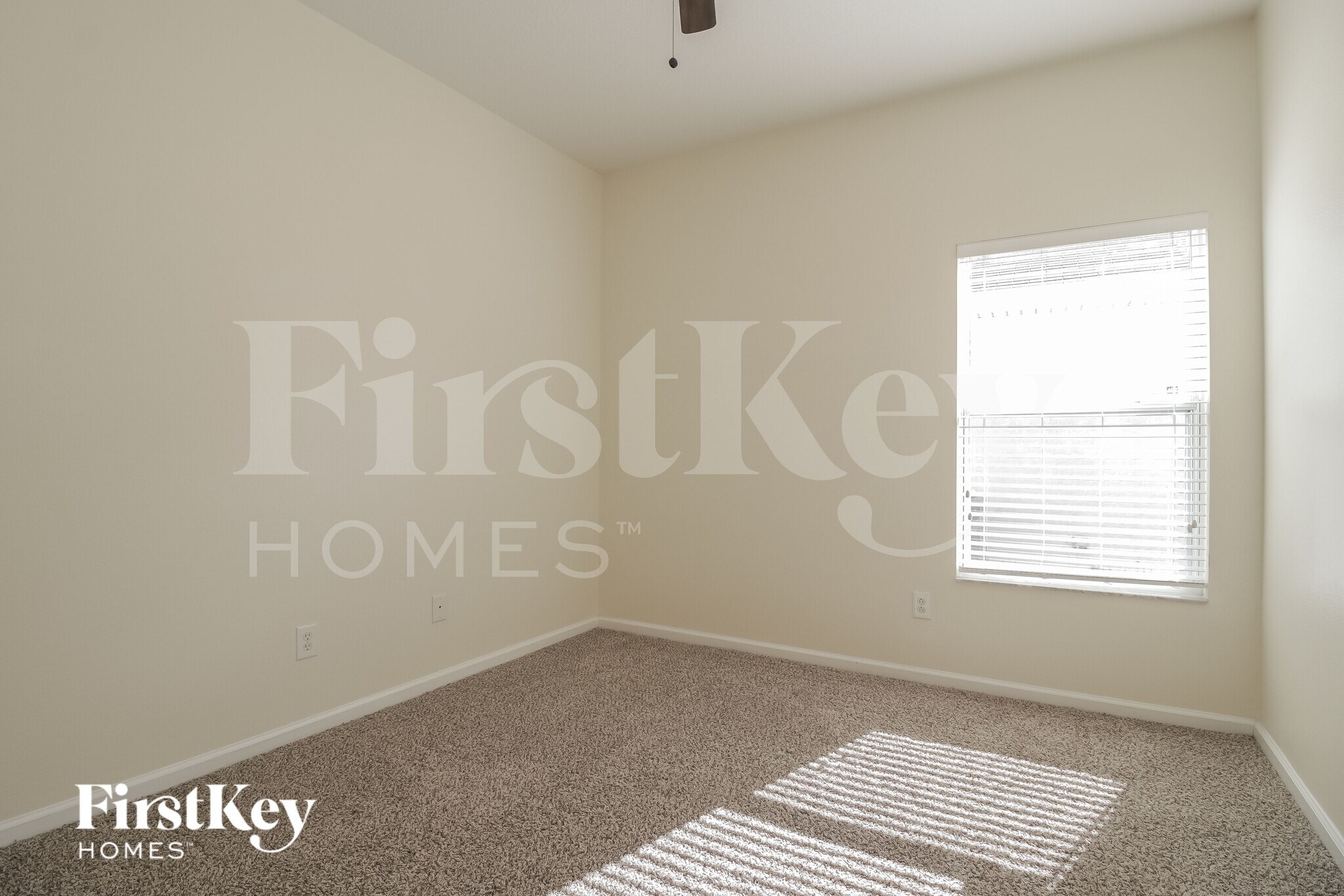 Building Photo - 12353 Accipiter Dr