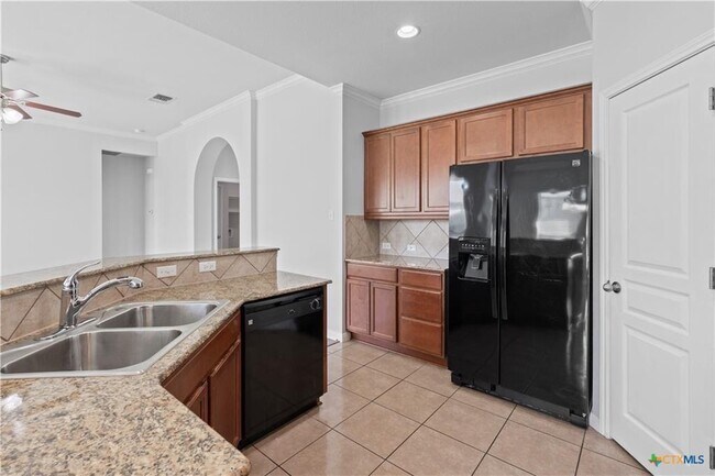 Building Photo - 715 Wyndham Hill Pkwy