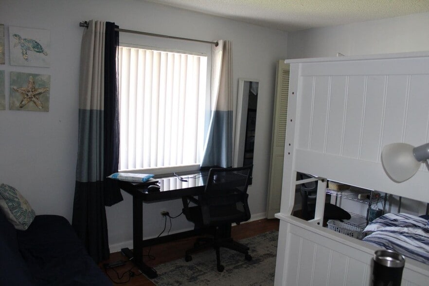 Building Photo - 4961 Sable Pine Cir