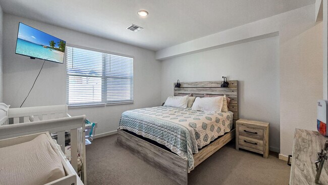 Building Photo - 8820 W Agora Ln