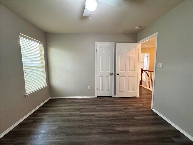 Building Photo - 2311 Portwood Bend Cove