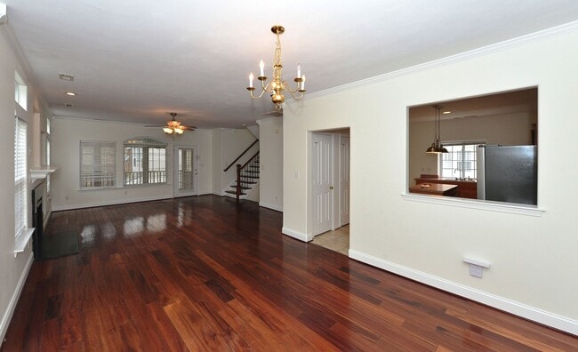 Building Photo - Harbourview Community