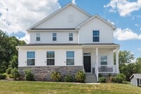 Building Photo - Beautifully Upgraded 4B/3.5B Home with Dec...