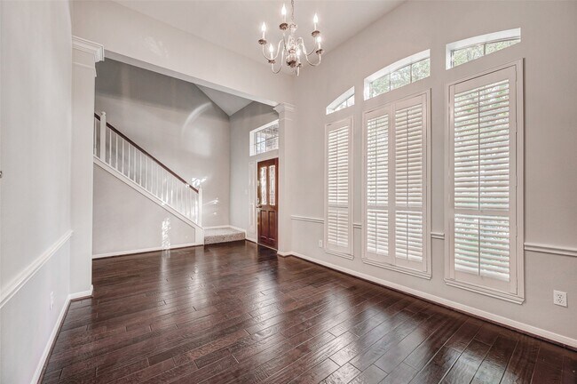 Building Photo - 22726 Shannon Falls Ct