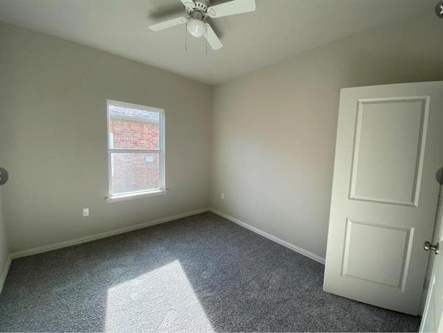 Building Photo - 2841 Peony Dr