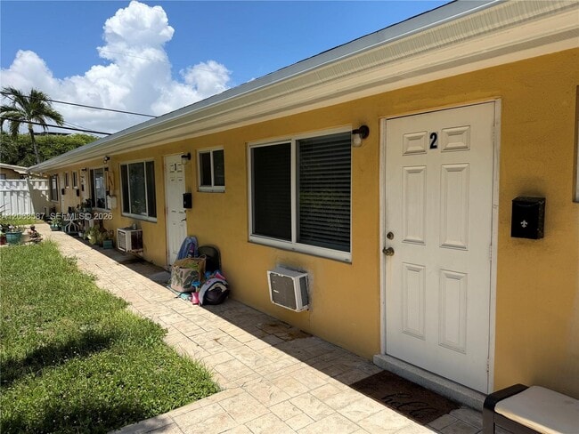 Building Photo - 4229 Bougainvilla Dr