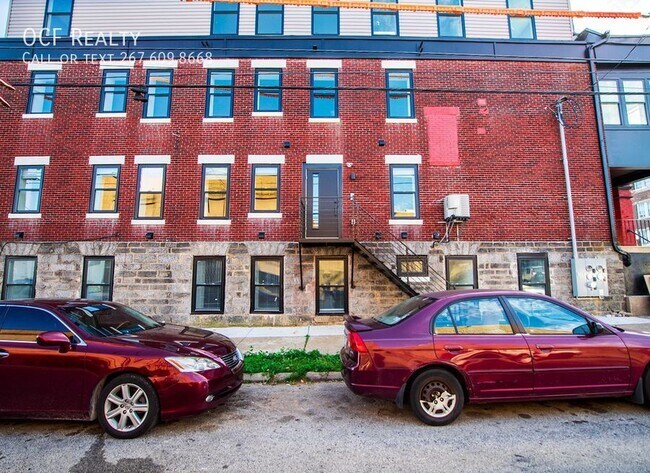 Building Photo - 129 S 49th St