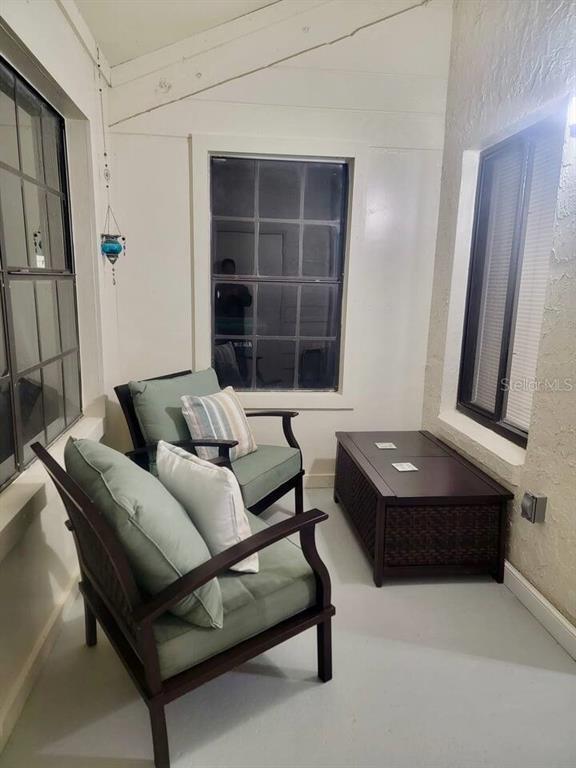 Building Photo - 2725 Tally Ho Ave