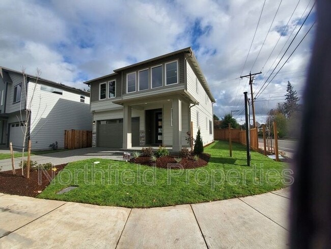 Building Photo - 7605 61st Dr NE