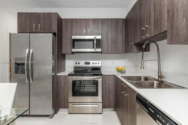 Building Photo - 25850 SW 140th Ct