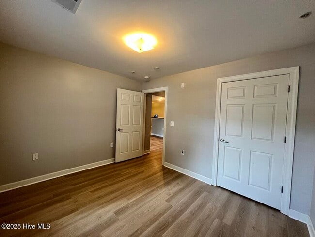 Building Photo - 1500 Cadfel Ct