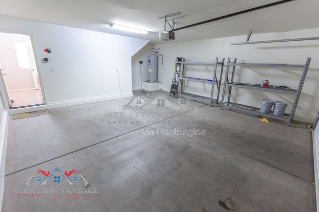 Building Photo - 2218 N 77th Dr