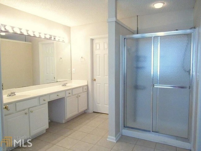 Building Photo - 3870 Ruby Falls Dr