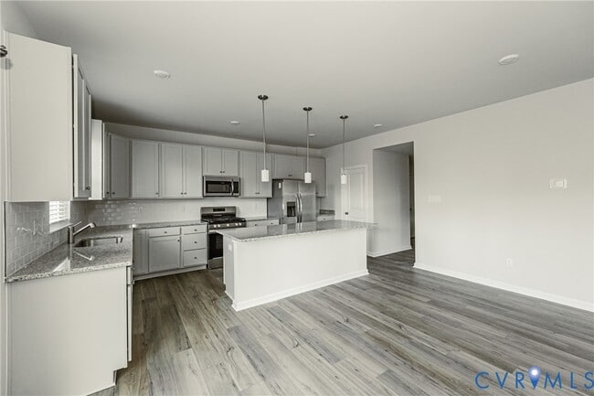 Building Photo - 6467 Fennec Run