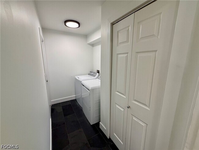 Building Photo - 18422 Huckleberry Rd