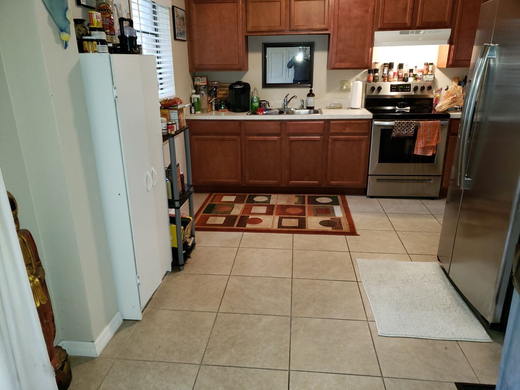 Building Photo - 5412 S Bernie St