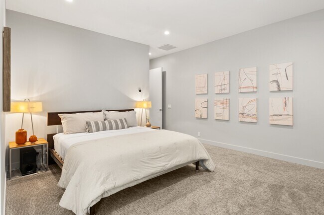 Building Photo - 48674 Vista Viejo Dr