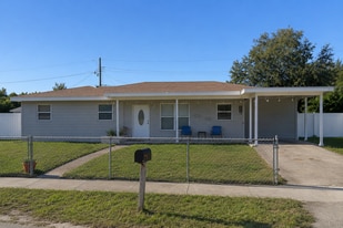 Building Photo - 4830 NW 176th St