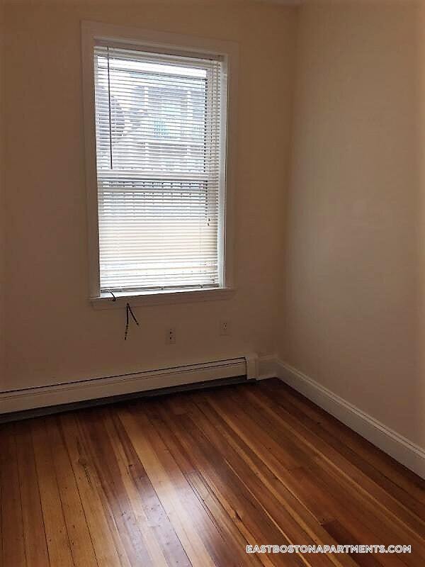 Building Photo - 25 Chelsea St