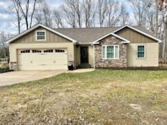 Primary Photo - 21 Hilltop Dr