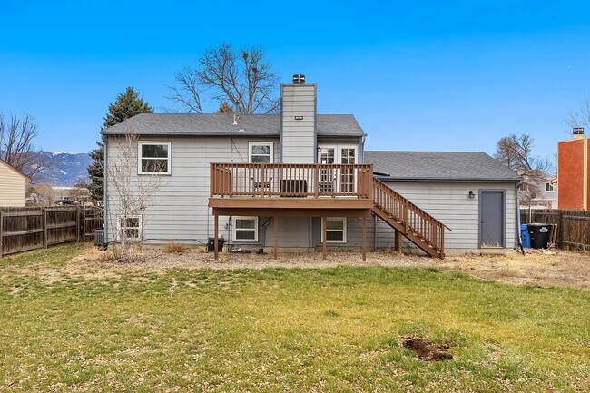 Building Photo - 1245 Bayberry Dr