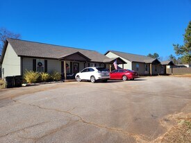 Building Photo - 222 Griffin Mill Rd