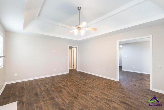 Building Photo - 200 Stirling Bridge Dr