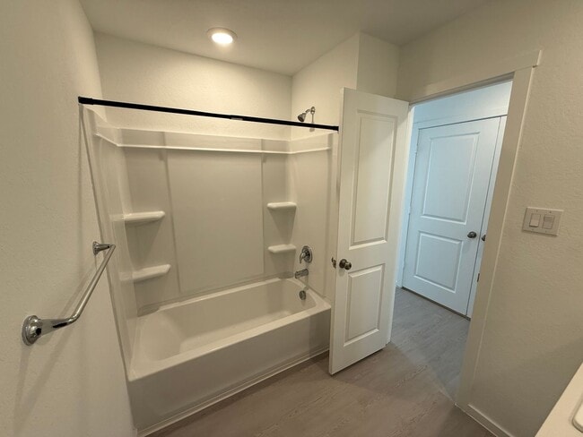 Building Photo - Brand NEW 4-bedroom, 2-bathroom home for l...