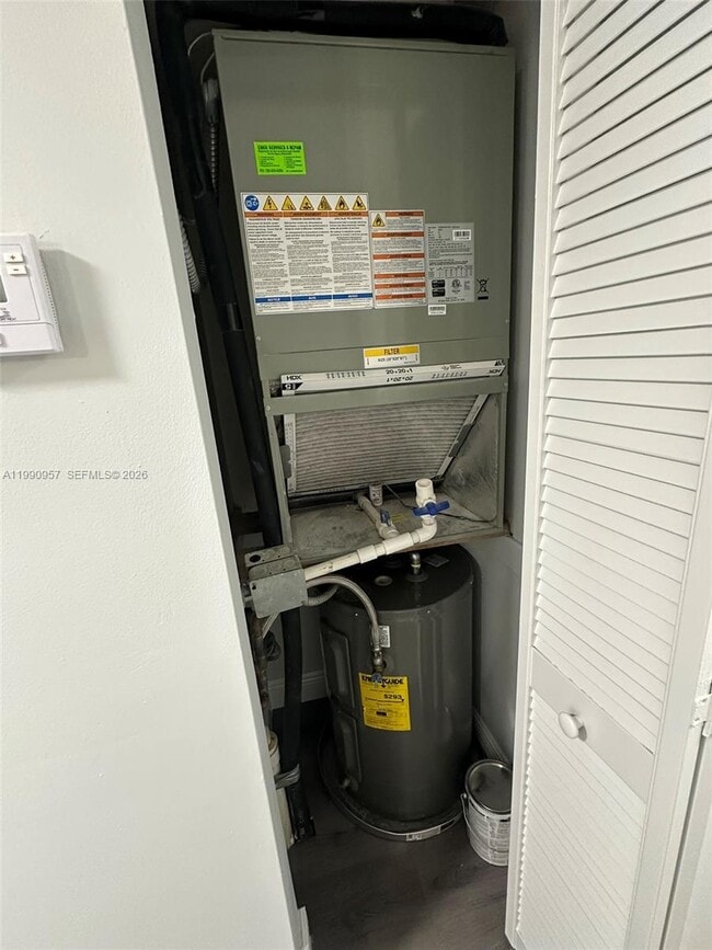 Building Photo - 12005 SW 14th St