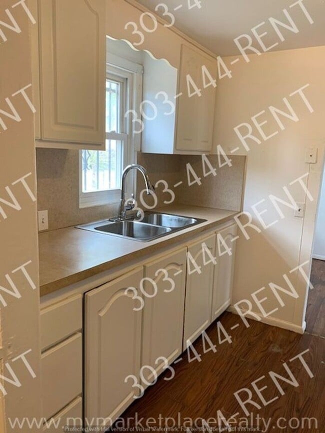 Building Photo - Nice 2 Bedroom, 1 bathrooms home!