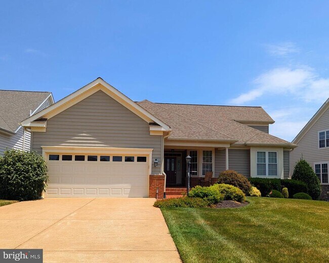 Building Photo - 13784 Charismatic Way