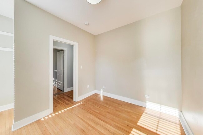 Building Photo - 549 Ridge Rd